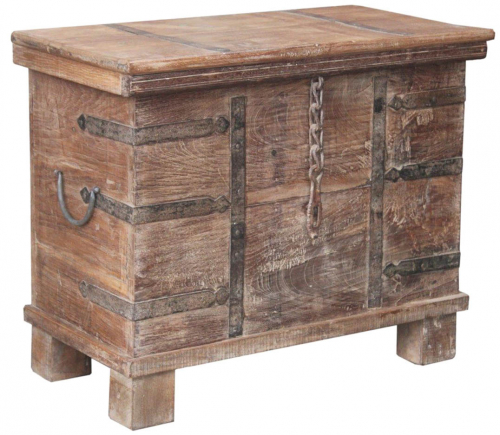 Antique wooden chest - model 13 - 57x69x39 cm 